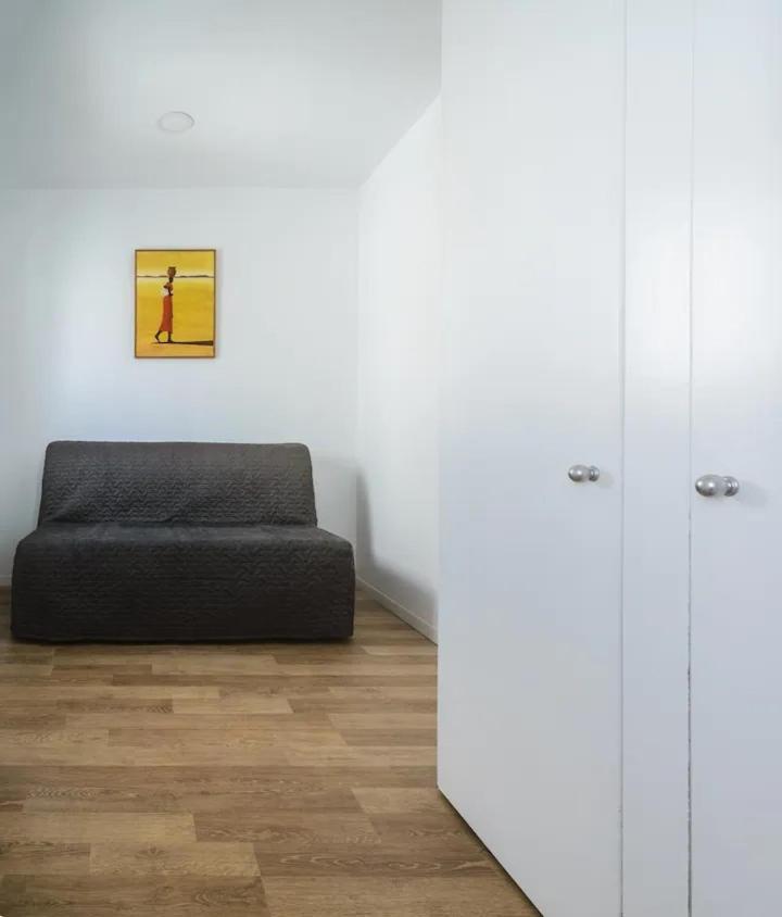 Apartamento Con Terraza Vistas Al Mar. كونيل ذي لا فرونتيرا المظهر الخارجي الصورة